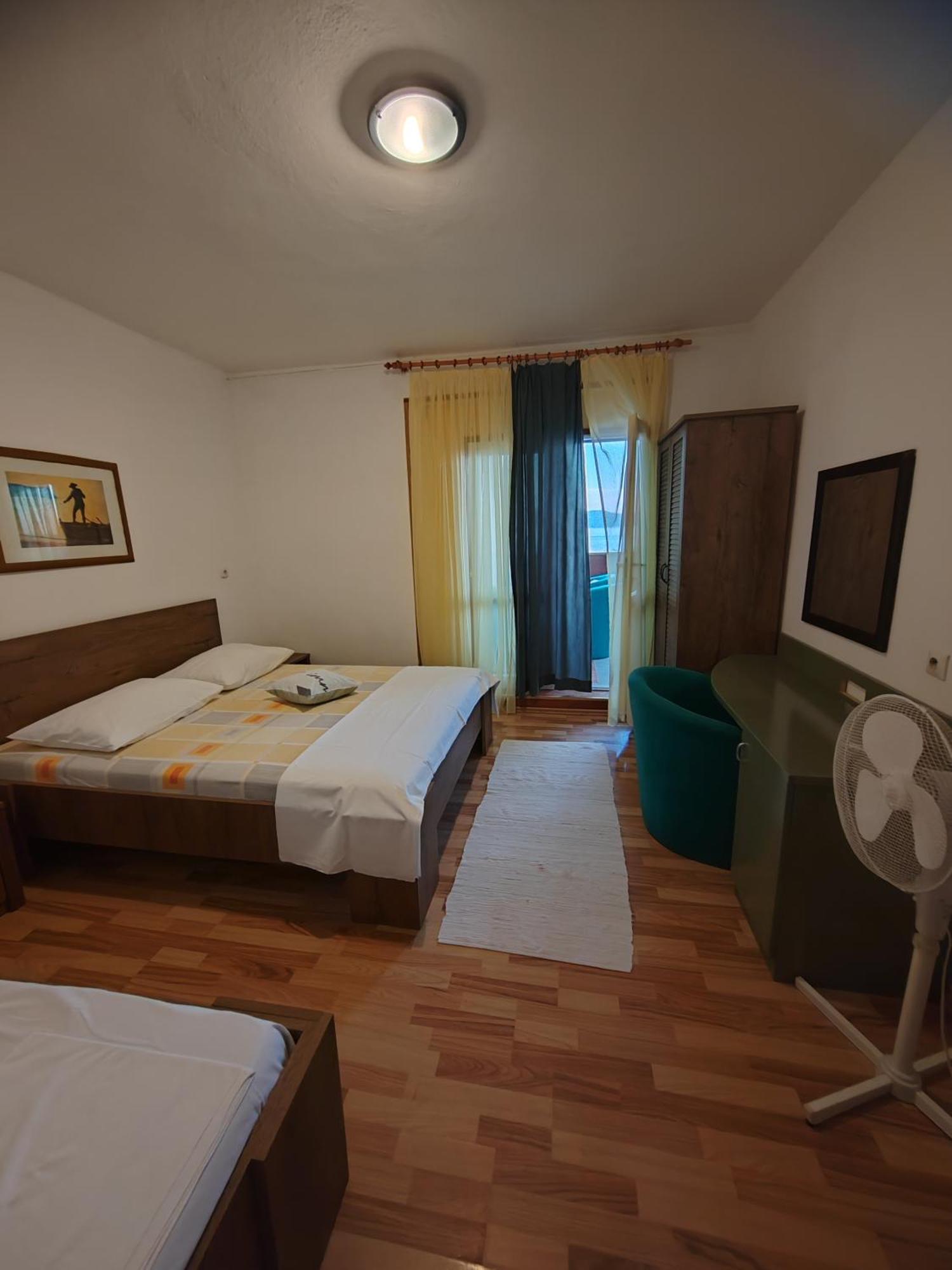 Apartmani Ankora บริสท์ ห้อง รูปภาพ