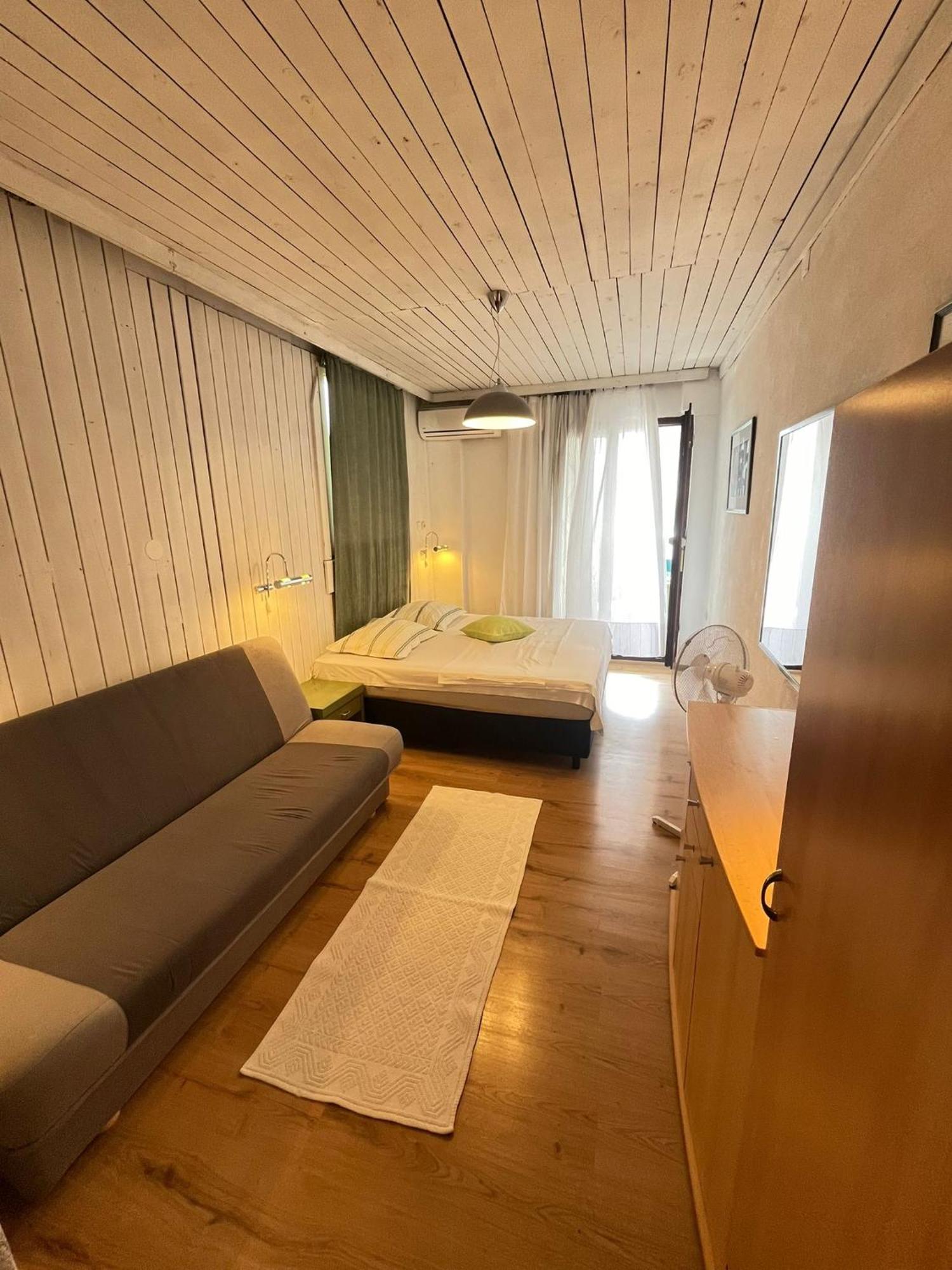 Apartmani Ankora บริสท์ ห้อง รูปภาพ